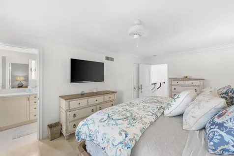 3010 NE 49th Street Fort Lauderdale FL 33308