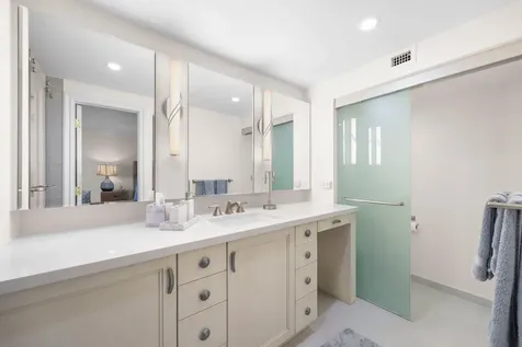 3010 NE 49th Street Fort Lauderdale FL 33308