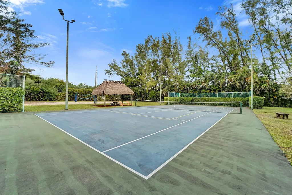 7381 SW 6th Court Plantation FL 33317