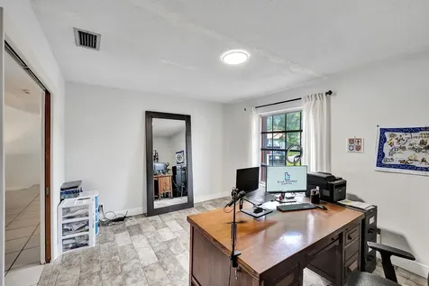 7381 SW 6th Court Plantation FL 33317