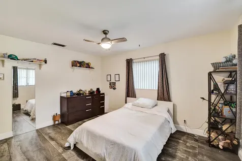 7381 SW 6th Court Plantation FL 33317