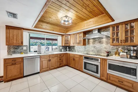 7381 SW 6th Court Plantation FL 33317