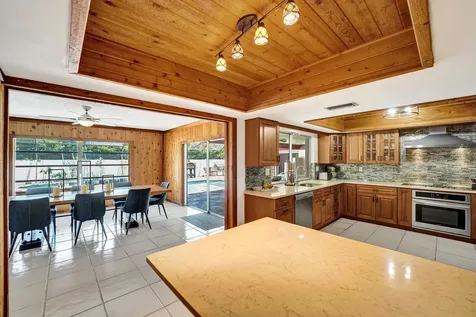 7381 SW 6th Court Plantation FL 33317
