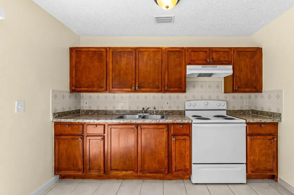 4863 Gulfstream Road Lake Worth FL 33460