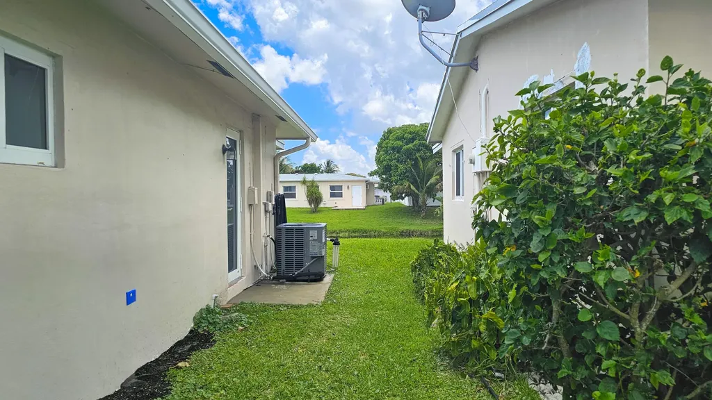 7180 NW 10th Court Margate FL 33063