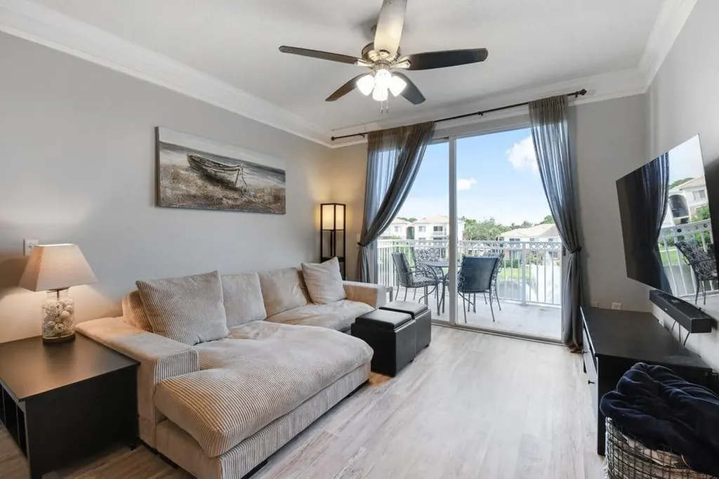7302 W Myrtlewood Circle Circle W Palm Beach Gardens FL 33418