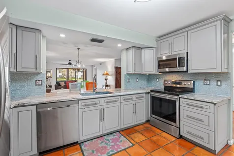 9728 Sills Drive E Boynton Beach FL 33437