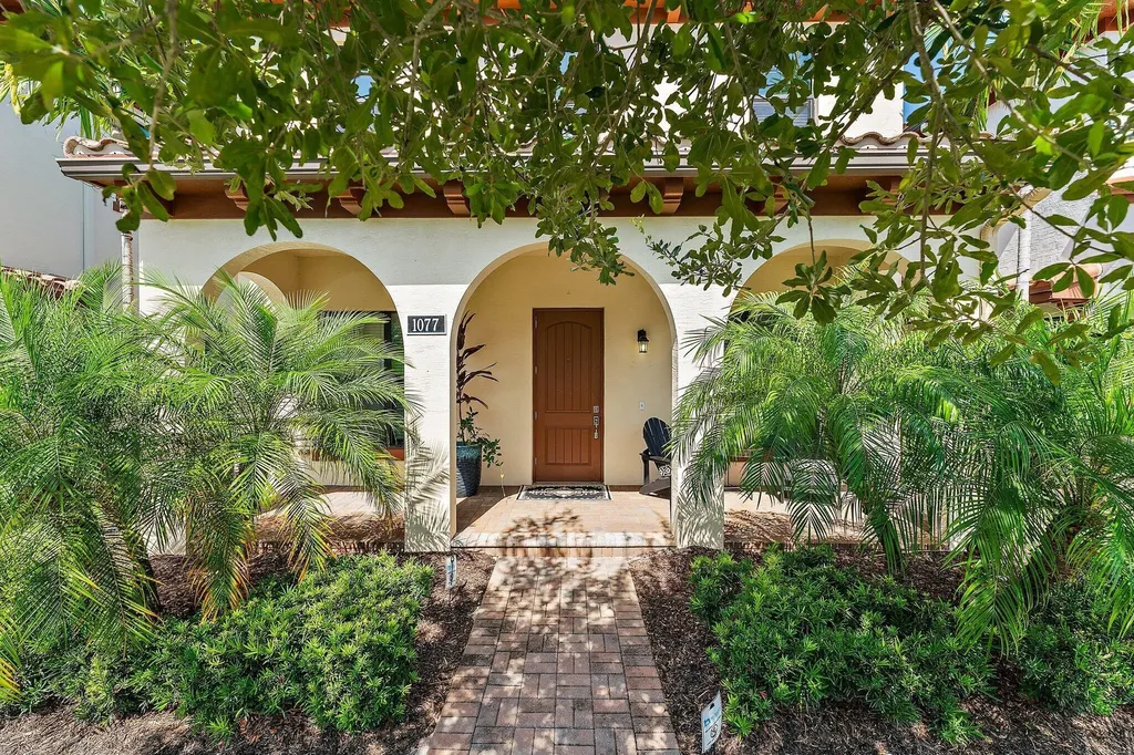 1077 Faulkner Terrace Palm Beach Gardens FL 33418