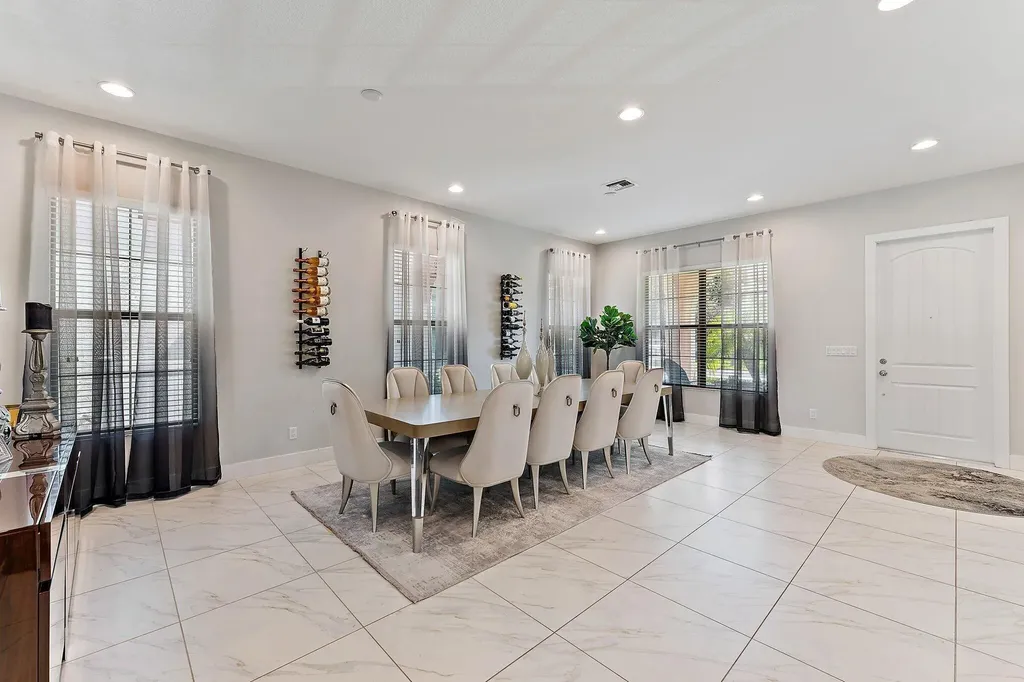 1077 Faulkner Terrace Palm Beach Gardens FL 33418