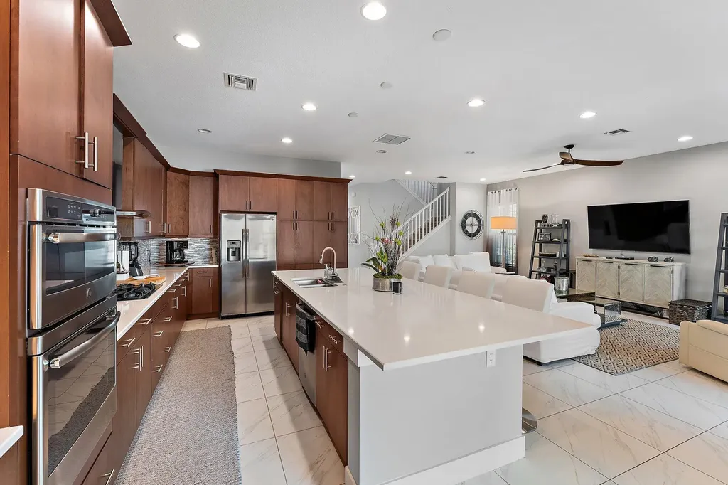1077 Faulkner Terrace Palm Beach Gardens FL 33418