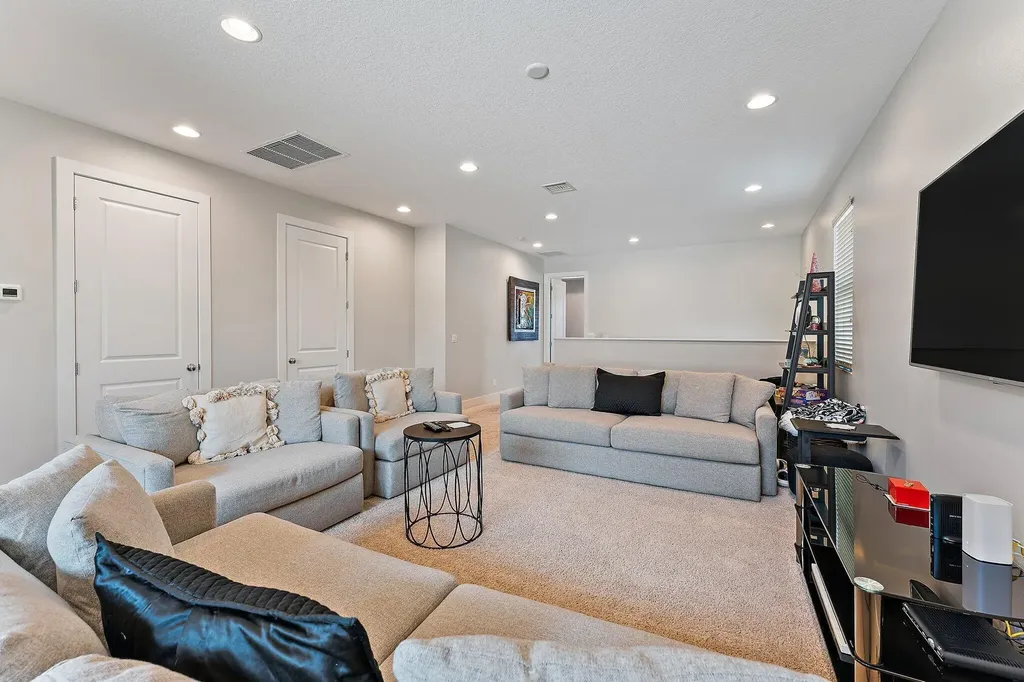 1077 Faulkner Terrace Palm Beach Gardens FL 33418