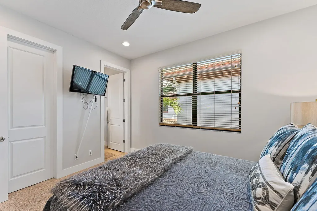 1077 Faulkner Terrace Palm Beach Gardens FL 33418
