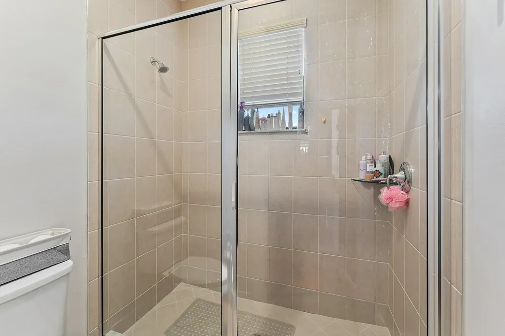 1077 Faulkner Terrace Palm Beach Gardens FL 33418