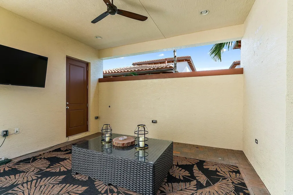 1077 Faulkner Terrace Palm Beach Gardens FL 33418