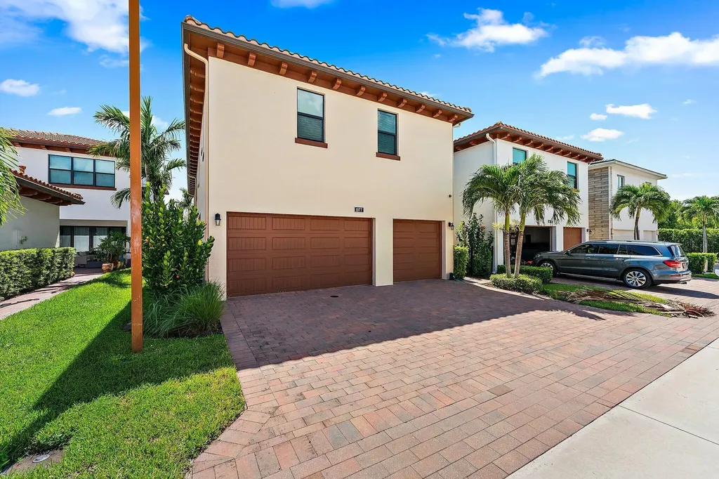 1077 Faulkner Terrace Palm Beach Gardens FL 33418