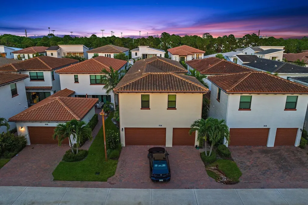 1077 Faulkner Terrace Palm Beach Gardens FL 33418