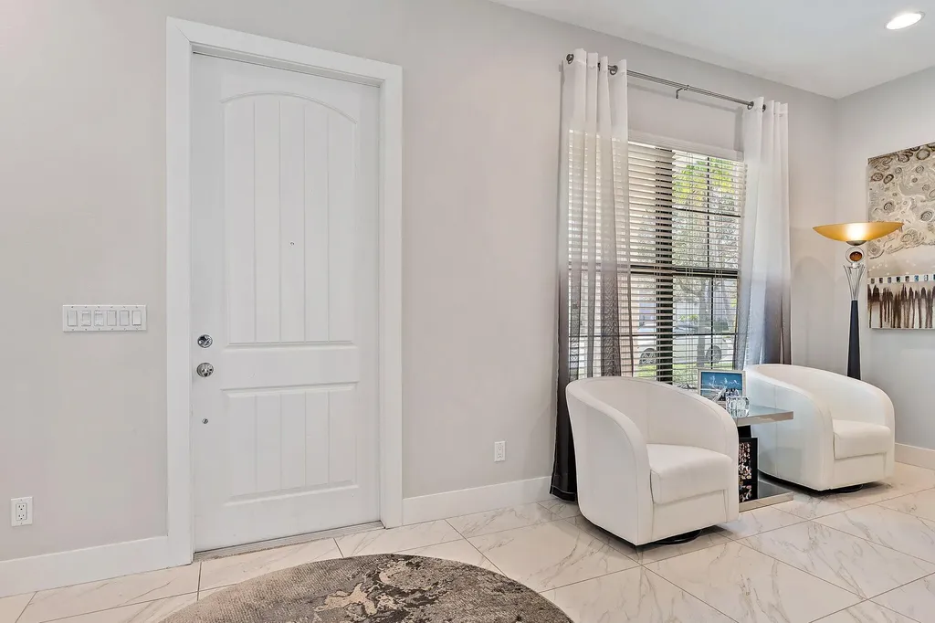 1077 Faulkner Terrace Palm Beach Gardens FL 33418