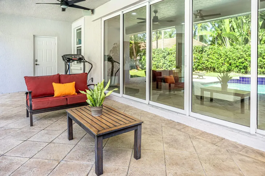1879 Hidden Trail Lane Weston FL 33327