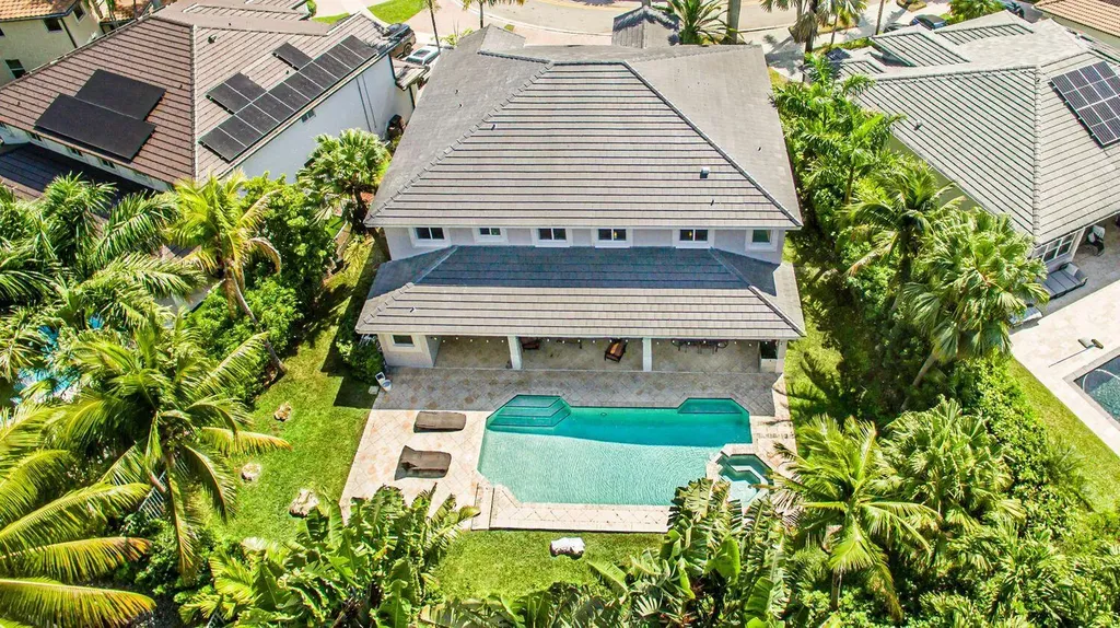 1879 Hidden Trail Lane Weston FL 33327