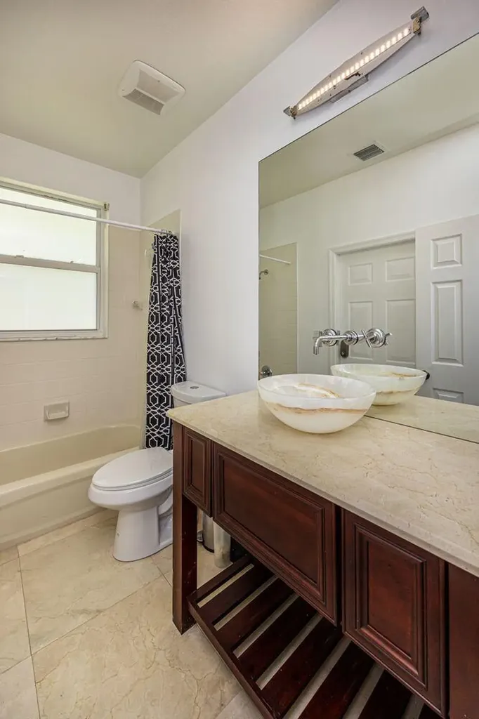 1879 Hidden Trail Lane Weston FL 33327