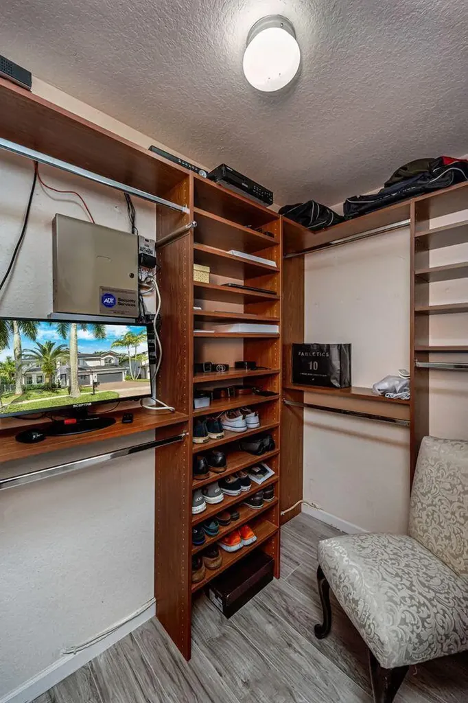 1879 Hidden Trail Lane Weston FL 33327