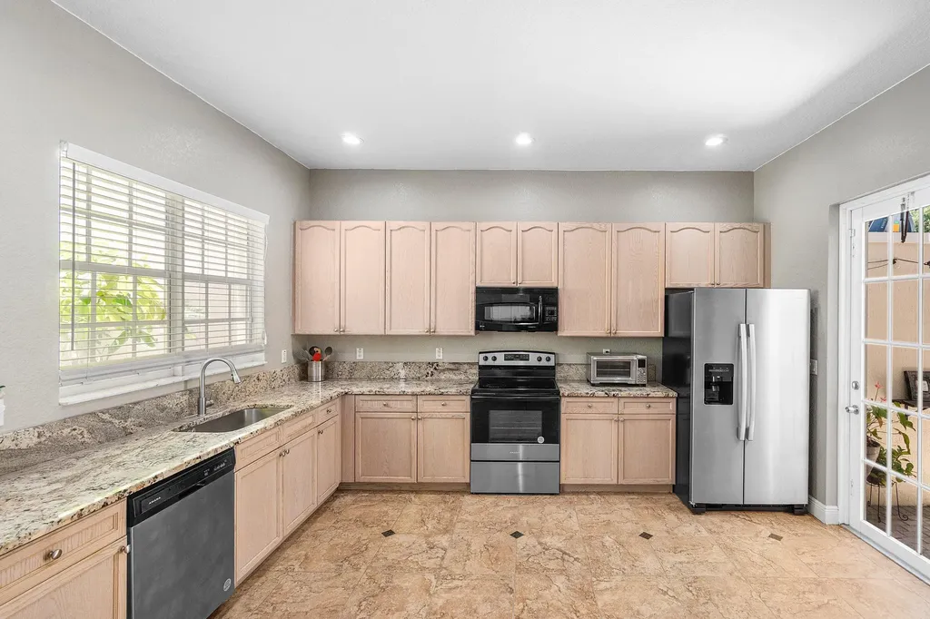 2508 NW 6th Court Boynton Beach FL 33426