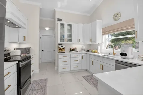 2402 NW 30th Street Boca Raton FL 33431