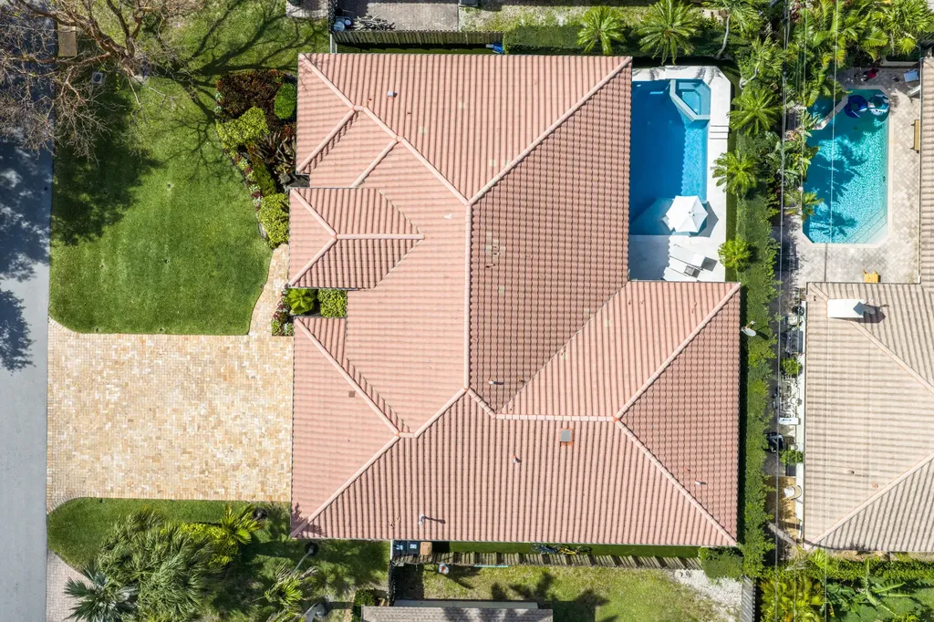 3511 NE 27th Avenue Lighthouse Point FL 33064