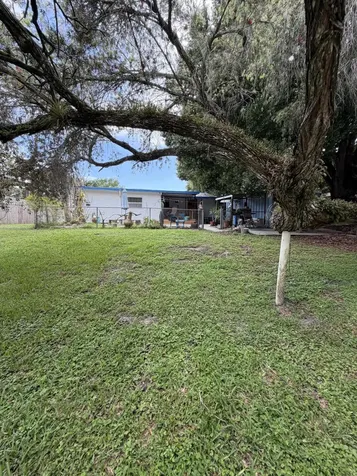 4207 SE 27th Street Okeechobee FL 34974
