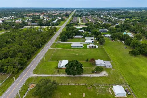 6635 58th Avenue Vero Beach FL 32967