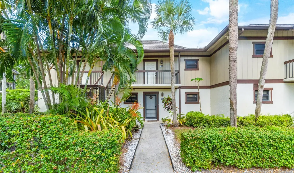 13334 Polo Club Road Wellington FL 33414