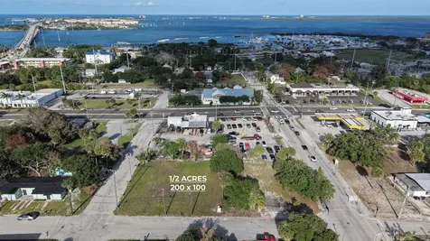 416 Avenue D Fort Pierce FL 34950