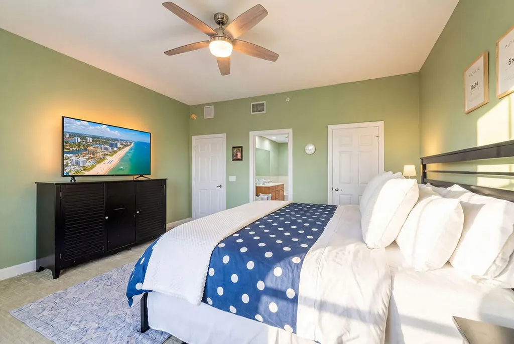261 SW 6th Place Pompano Beach FL 33060