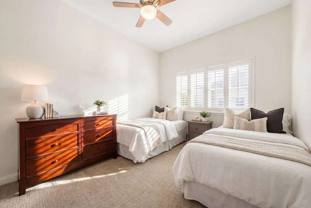 261 SW 6th Place Pompano Beach FL 33060