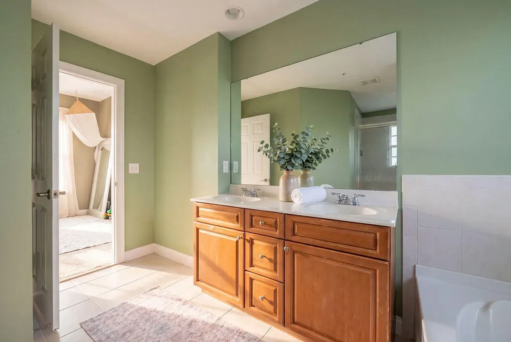 261 SW 6th Place Pompano Beach FL 33060