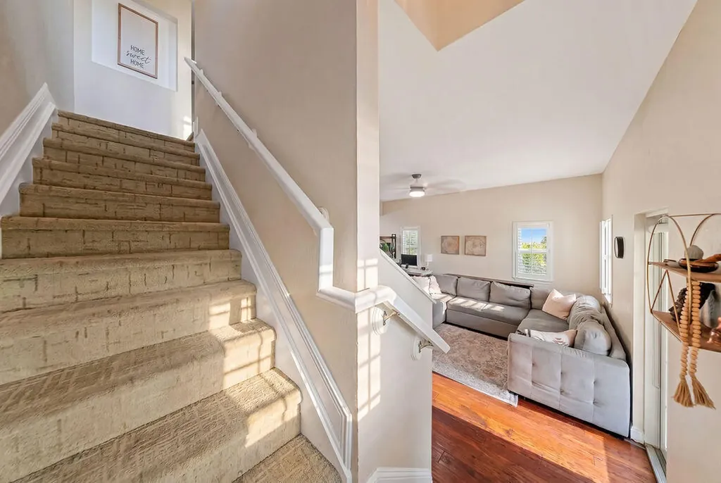 261 SW 6th Place Pompano Beach FL 33060