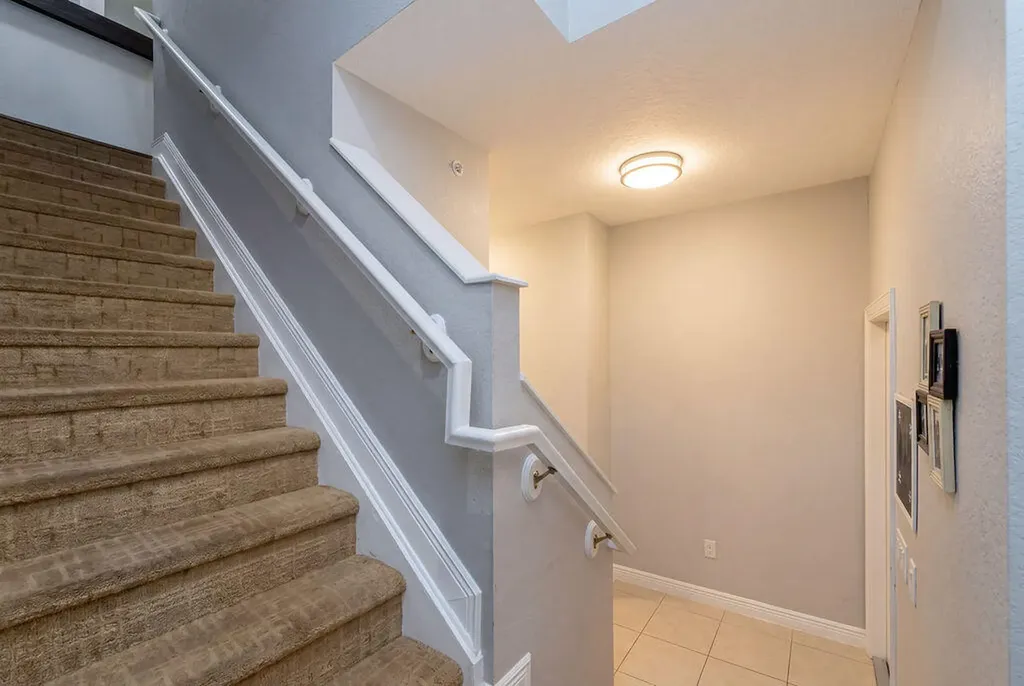 261 SW 6th Place Pompano Beach FL 33060
