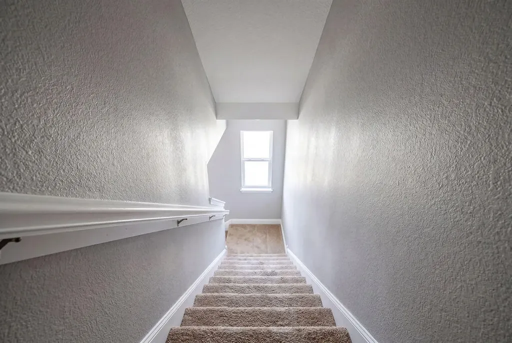 261 SW 6th Place Pompano Beach FL 33060