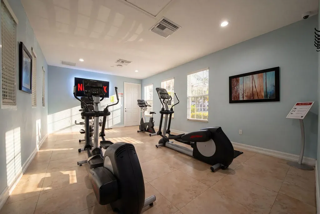 261 SW 6th Place Pompano Beach FL 33060