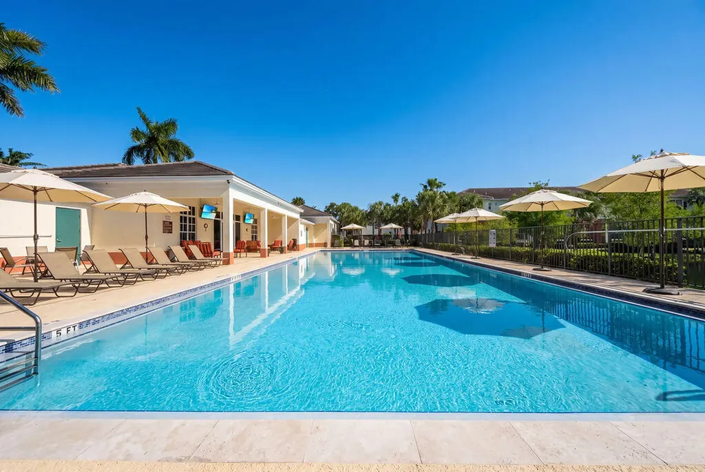 261 SW 6th Place Pompano Beach FL 33060