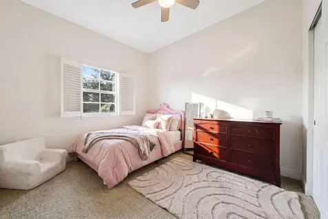 261 SW 6th Place Pompano Beach FL 33060