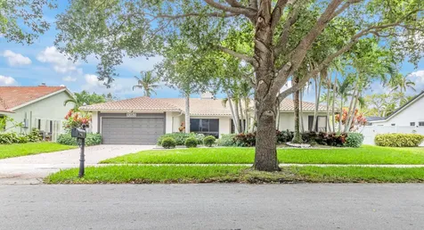 1083 NW 97th Avenue Plantation FL 33322