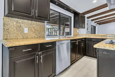 1083 NW 97th Avenue Plantation FL 33322