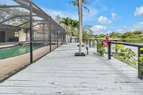 1083 NW 97th Avenue Plantation FL 33322