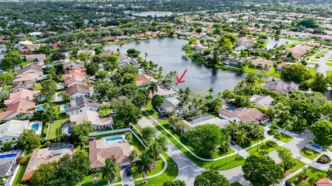 1083 NW 97th Avenue Plantation FL 33322