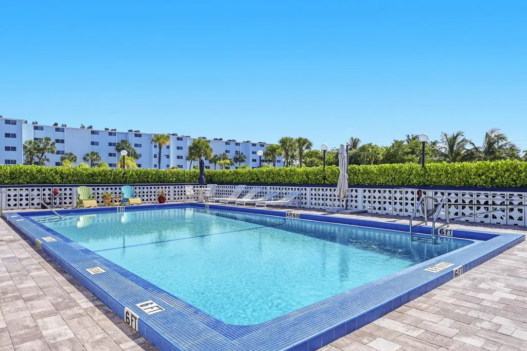 109 Paradise Harbour Boulevard North Palm Beach FL 33408