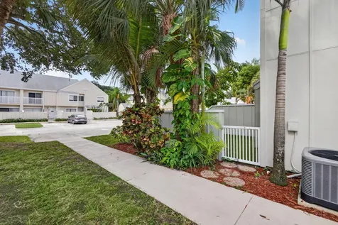 6391 Riverwalk Lane Jupiter FL 33458