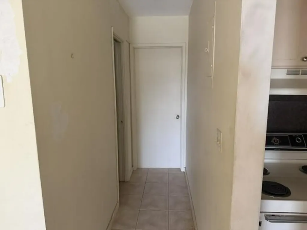660 Glouchester Street Boca Raton FL 33487