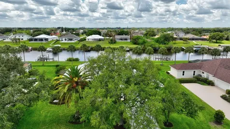 2632 SW River Shore Drive Port St Lucie FL 34984