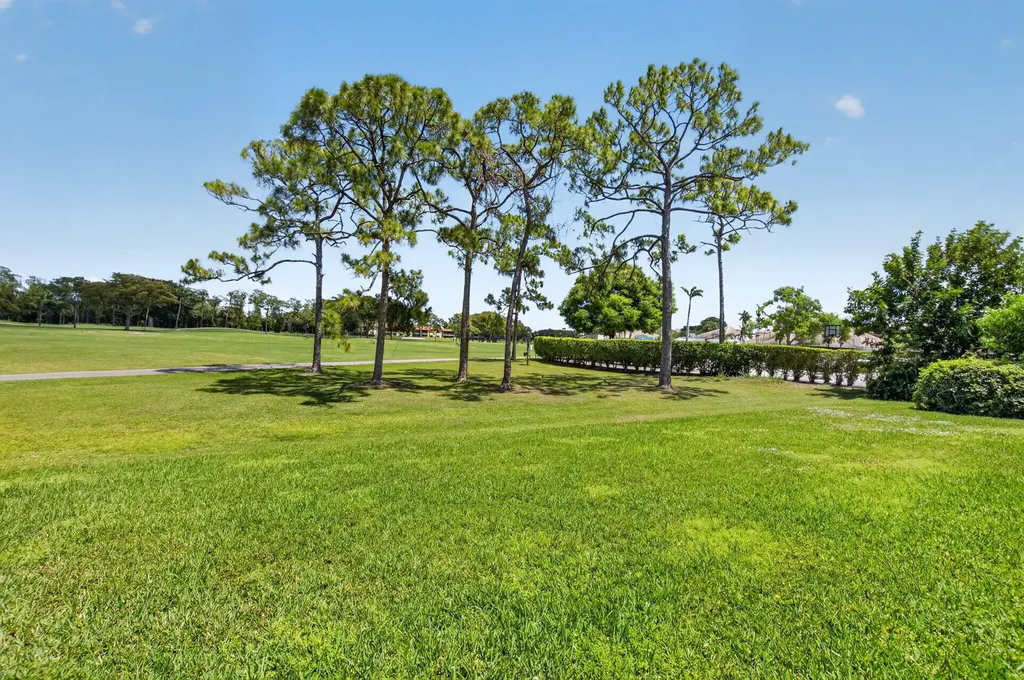 21656 Juego Circle Boca Raton FL 33433